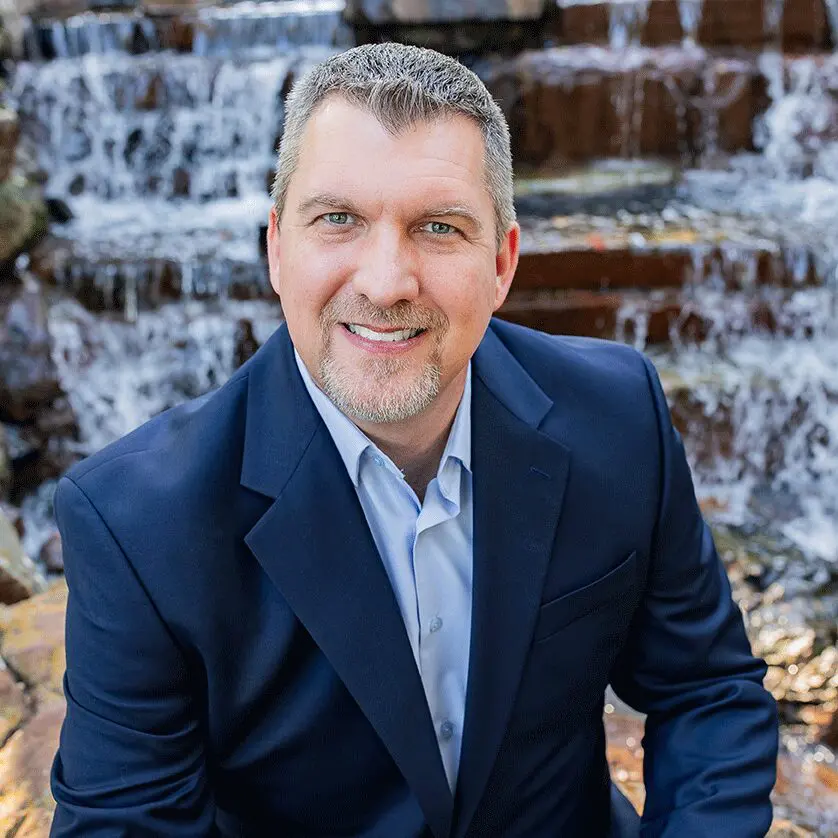 Get to know Geoff Hays, Director of Digital & Media at Aardvark Communications, and discover how his expertise helps brands grow through smart digital strategy.