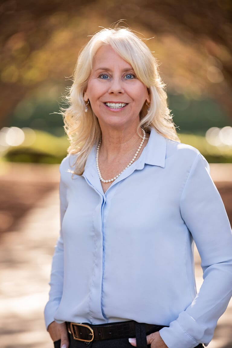 Carolyn Alvey, Aardvark Communications, Public Relations Expert